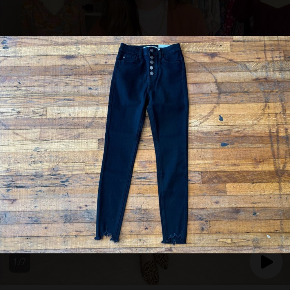 KanCan Cannon Black Button Front